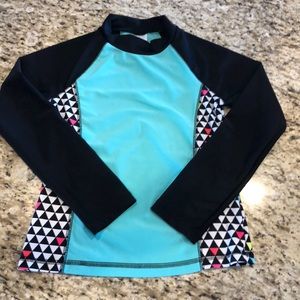 🌼New Circo youth girl rashgaurd size S (6/6x)